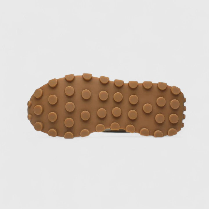 Grace | Retro Runner Sneaker