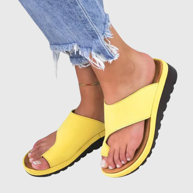 Lizzie | Rise Platform Sandal