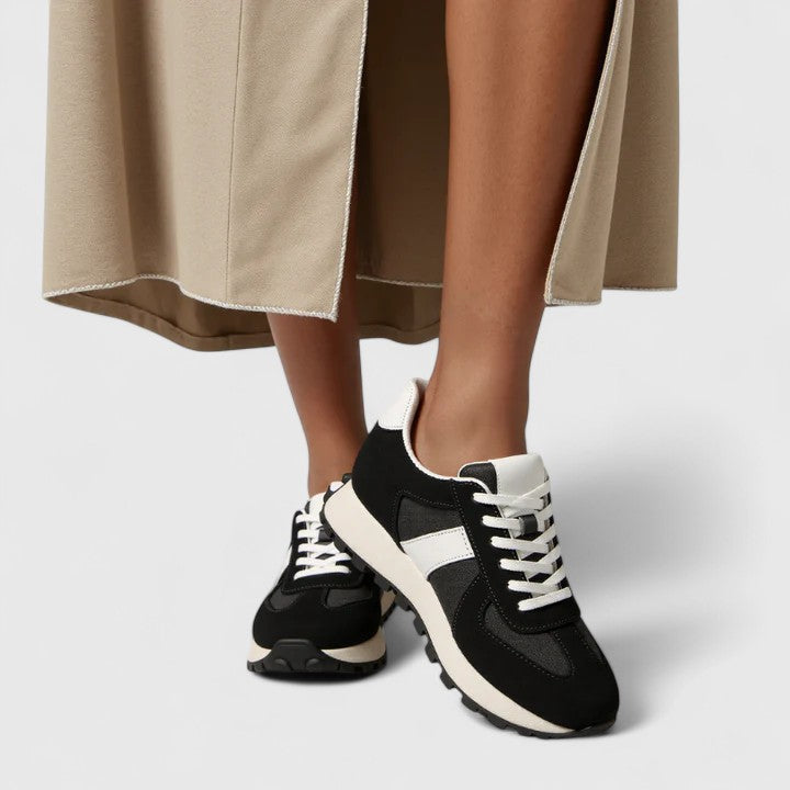 Grace | Retro Runner Sneaker